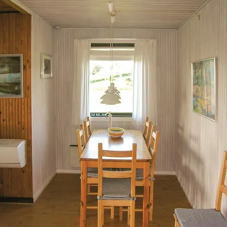 Three-bedroom Holiday In Tranekar * Tranekaer